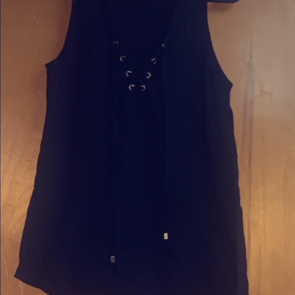 Tank - Picture 2 of 3